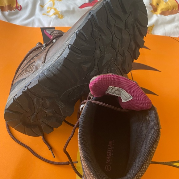 Women’s outdoor boots - Picture 5 of 5